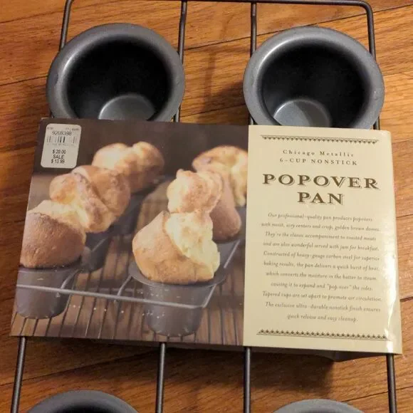 New Chicago metallic nonstick Popover Pan - Gray - Picture 3 of 4